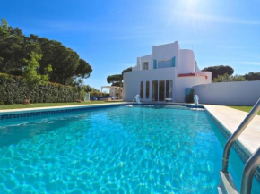Superb Vilamoura Villa 5 Bedrooms Villa Azul Walking Distance to Marina